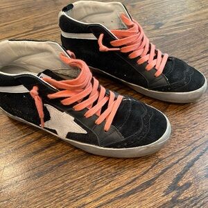 Golden Goose Sneakers